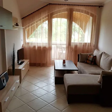 Napsugar Apartman Balatonlelle Exterior photo